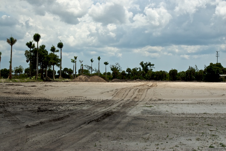 From the set, "West Palm, May." Photographed by David Kimelman in 2008.